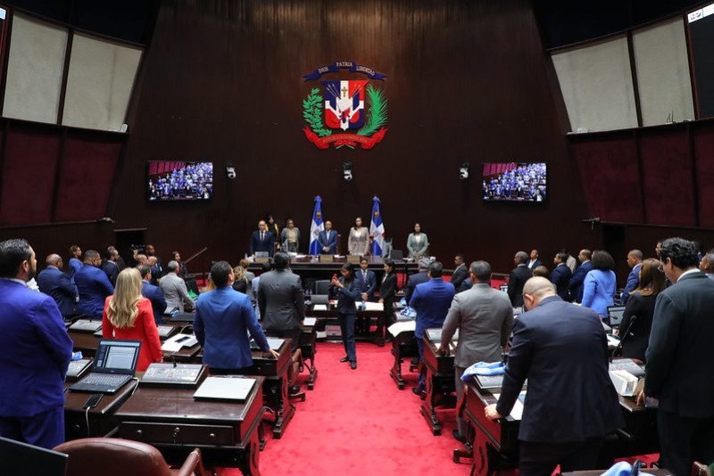 DIPUTADOS APRUEBAN 32 MODIFICACIONES AL CODIGO PENAL