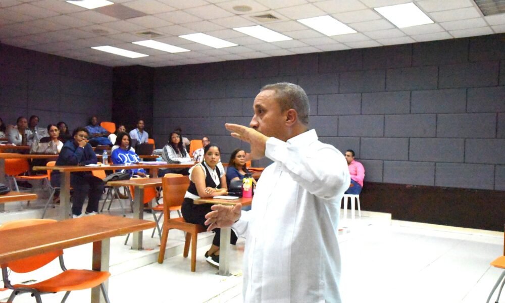 Director Regional del SRS Enriquillo