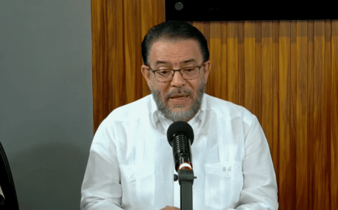 Guillermo Moreno critica Gobierno del PRM