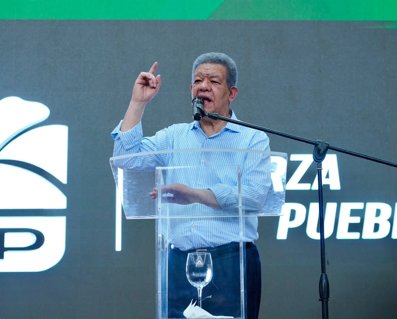 Leonel Fernadez