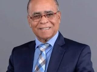 Ramón López Ynoa gana la Subdirección Académica