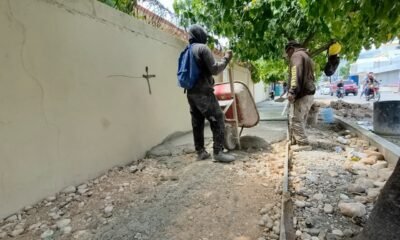 aceras y contenes en Barahona