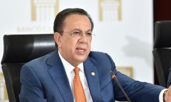 El presidente también confirmó a Clarissa de la Rocha como vicegobernadora mediante el Decreto 575-26