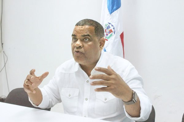 Alcaldía de Barahona con el apoyo del Gobierno construirá área de reacreación en el malecón de Barahona