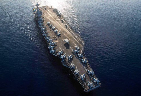El comandante de la Armada de Irán, Shahram Irani, advirtió sobre una respuesta contra sus adversarios en el mar y defendió el control del estrecho de Ormuz.