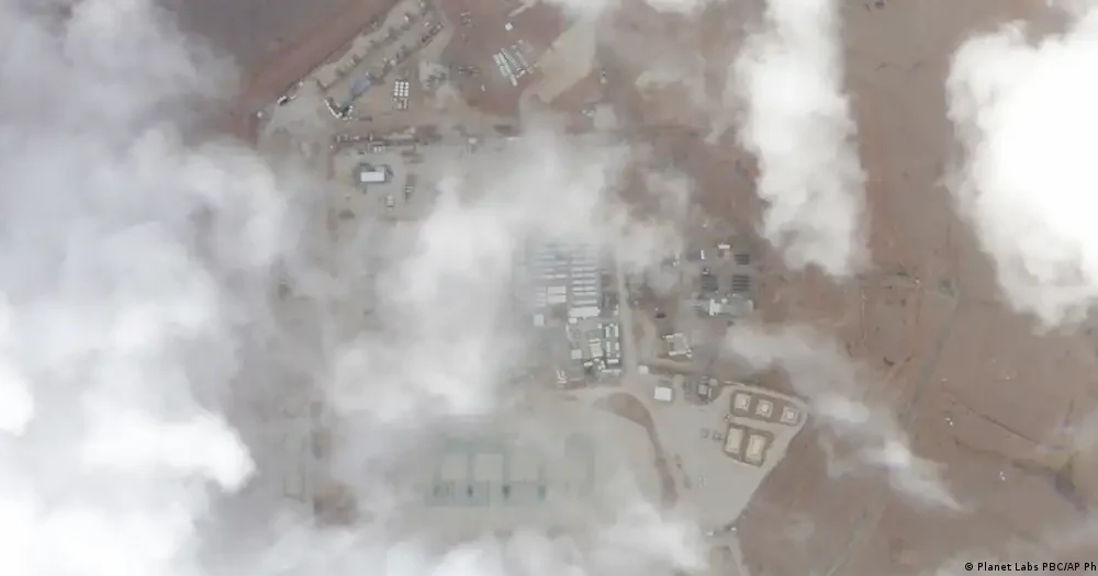 Irán ataca bases estadounidenses en Jordania como represalia al bombardeo de la isla Larak