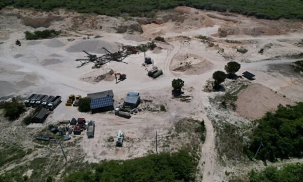 Juntas de Vecinos de El Cachón exigen consulta comunitaria antes de otorgar permisos de explotación minera