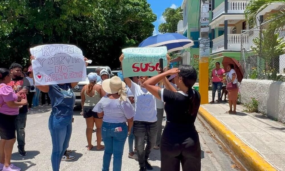 Marchan en Paraíso por muerte de ciudadano español