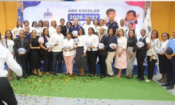 REGIONAL 01 DE EDUCACIÓN DESTACA INICIO EXITOSO DEL AÑO ESCOLAR 2026 2027 EN LOS CINCO DISTRITOS EDUCATIVOS
