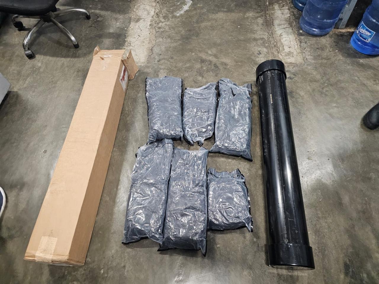 Video: DNCD incauta seis paquete de marihuana ocultos en portaplanos
