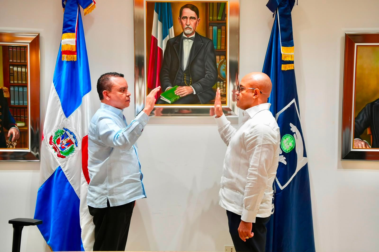 Designan al doctor Gewil Acosta como director interino del Hospital Padre Billini