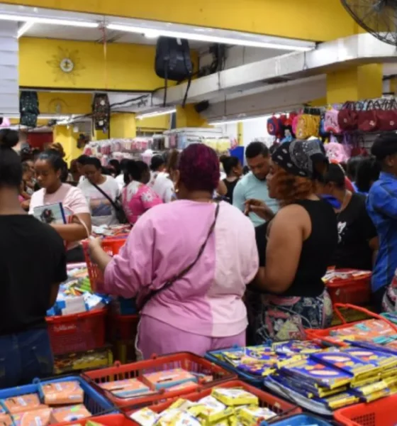 padres-aceleran-compras-escolares-ante-el-inicio-de-clases