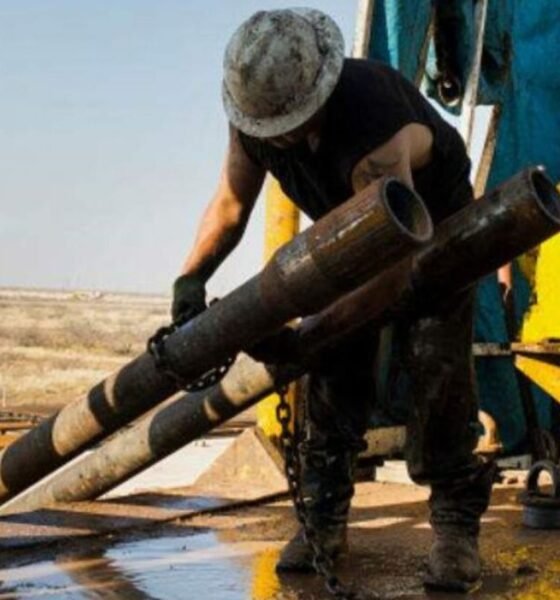 petroleo-texas-sube-expectativa-reapertura-ormuz