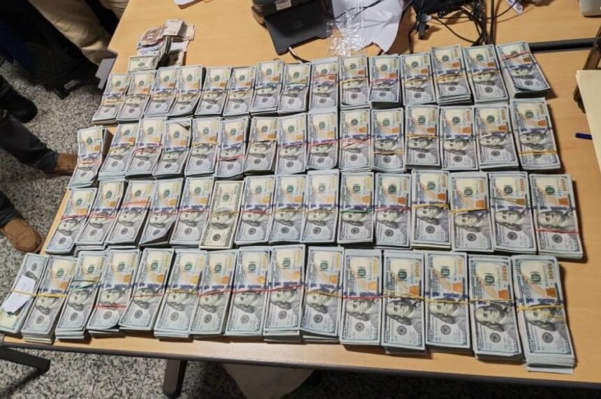 Aduanas decomisa más de US$600 mil en el AILA