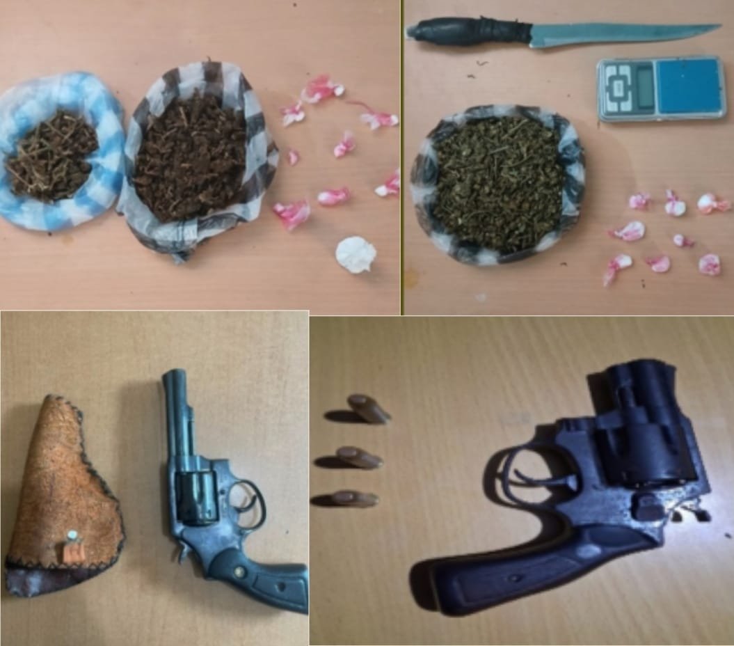 Policía ocupa dos armas en Bahoruco y drogas en Pedernales