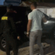 Detienen a tres haitianos sin documentos en yipeta en Independencia