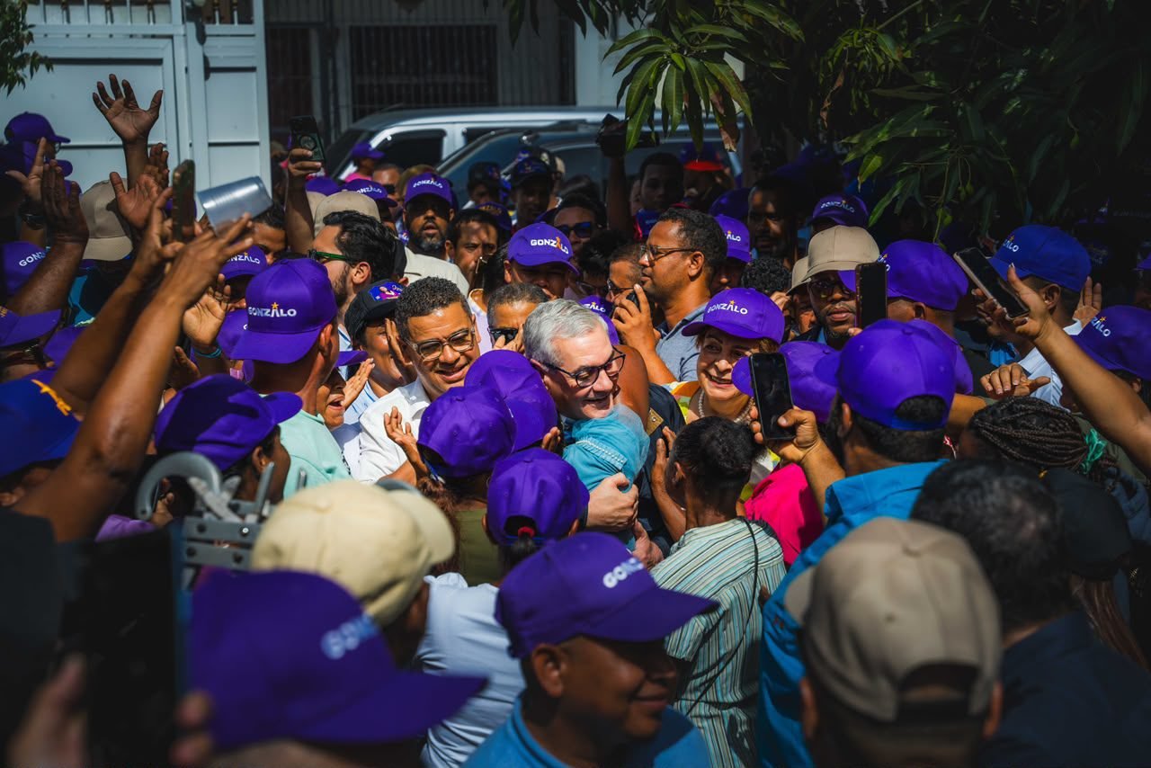 Gonzalo Castillo recorrerá más de 62 municipios en ruta hacia la consulta del PLD
