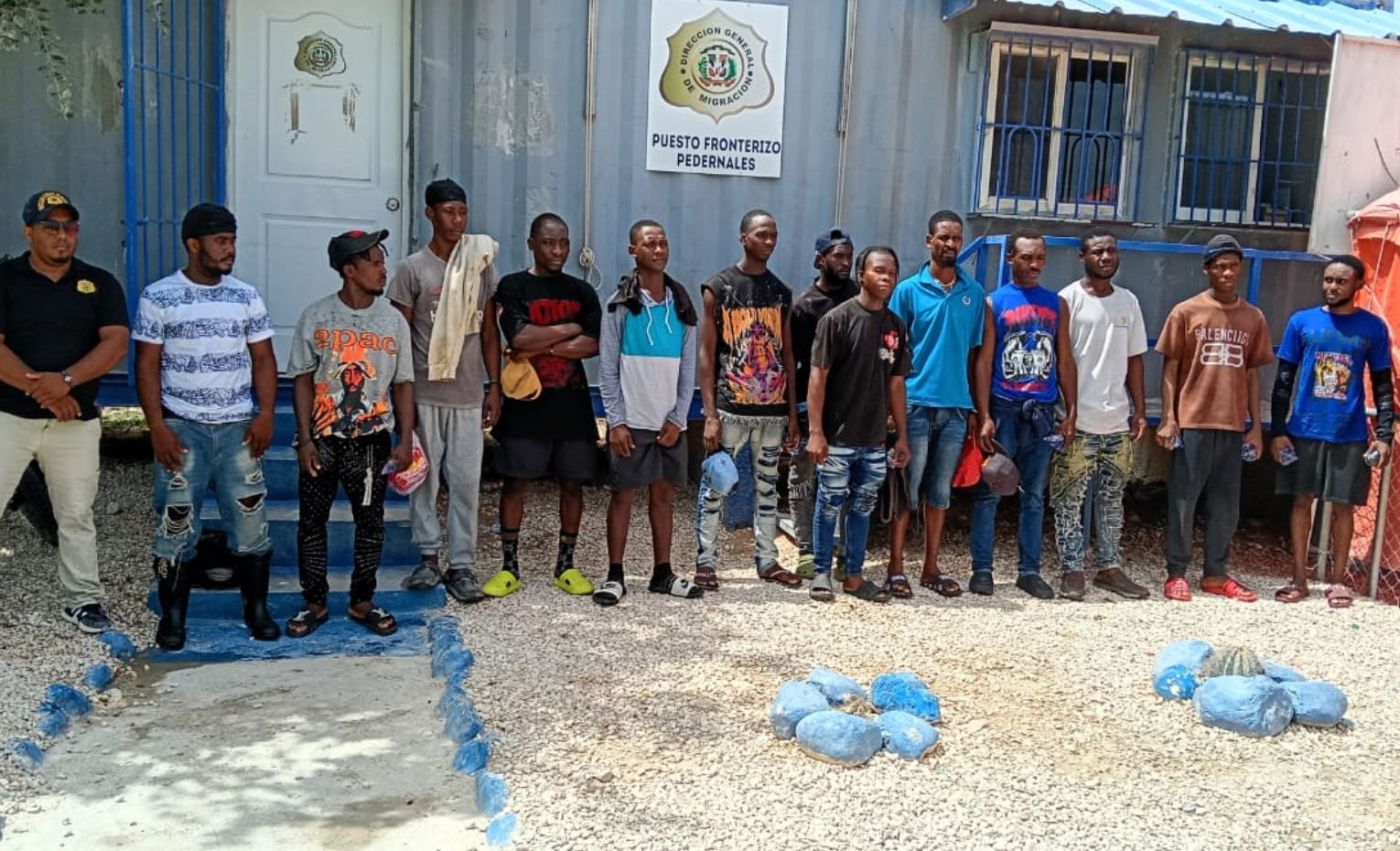 Haitianos tenían grupo de WhatsApp para alertar sobre operativos de Migración