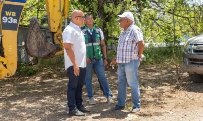 INDESUR despliega equipos pesados para limpiar Mercado del INESPRE en Barahona