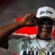 El exponente urbano Diddy Glow murió tras recibir varios impactos de bala en Boca Chica, donde también falleció otra persona.
