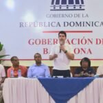 Míctor Fernández aborda con INAPA problemas de agua en Barahona
