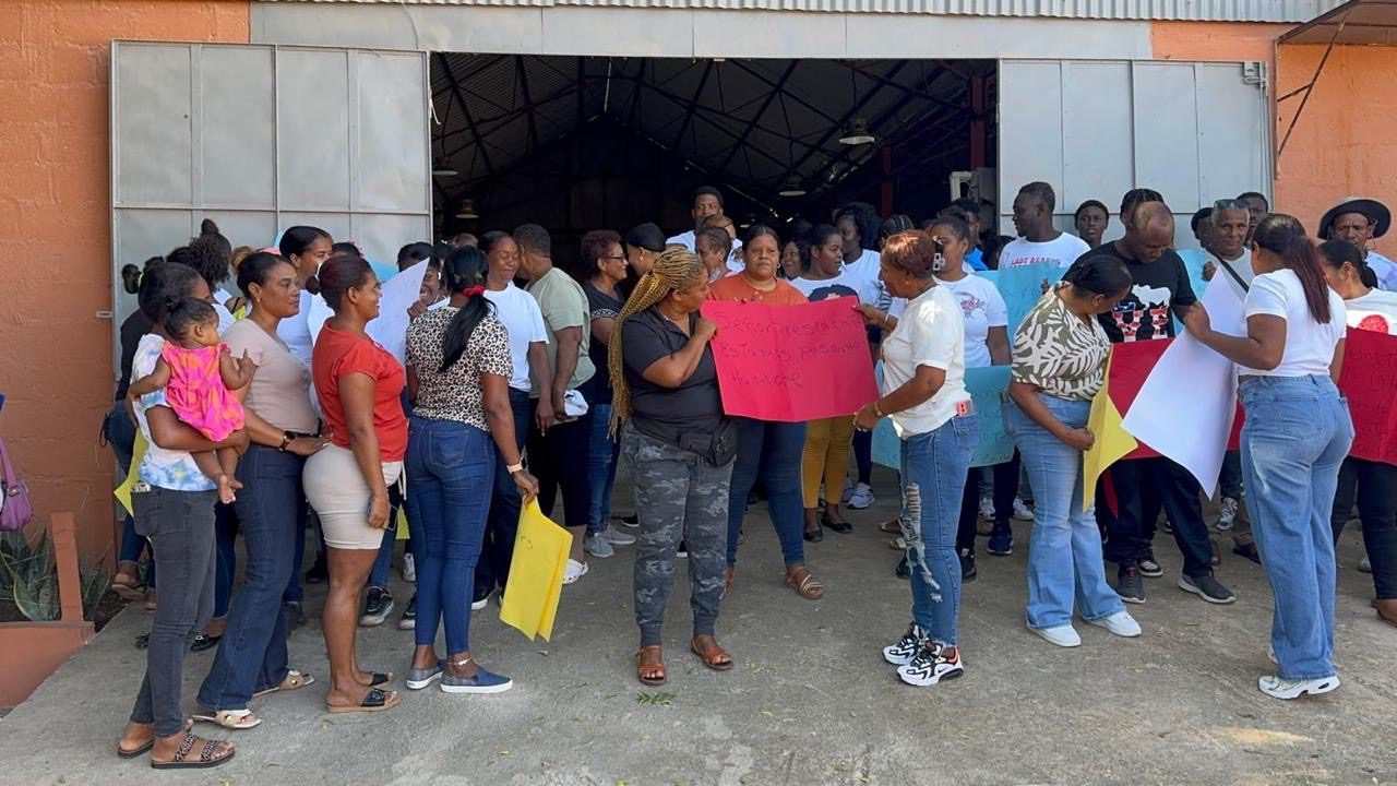 Oviedo marcha contra cierre de empresa que amenaza 85 empleos