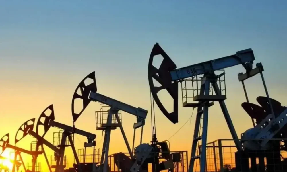 Petróleo sube más de 3 % tras rechazo de Trump a plan iraní