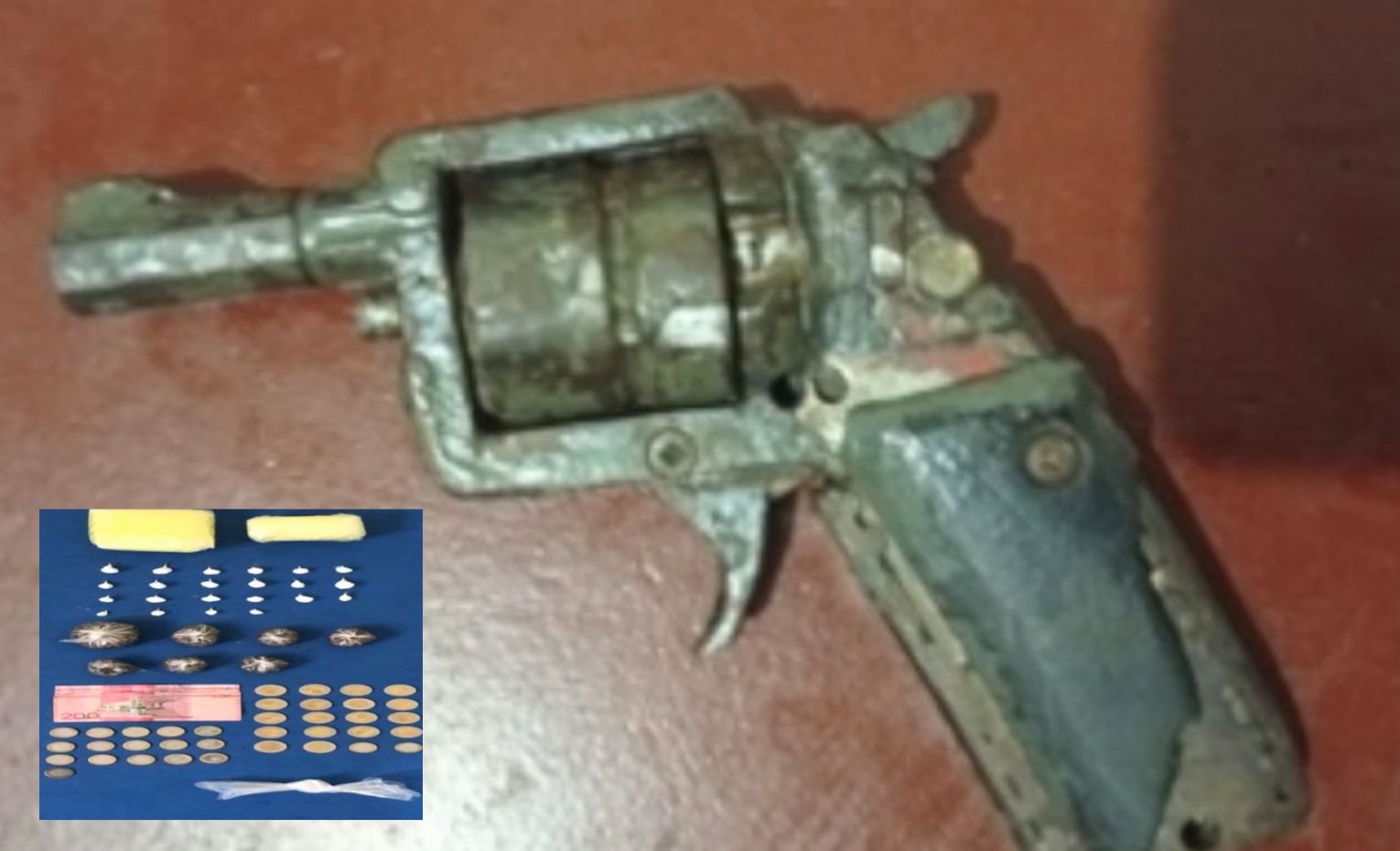Policía en Barahona apresa a un joven y ocupa un arma de fuego ilegal y 490 gramos de sustancias controladas.