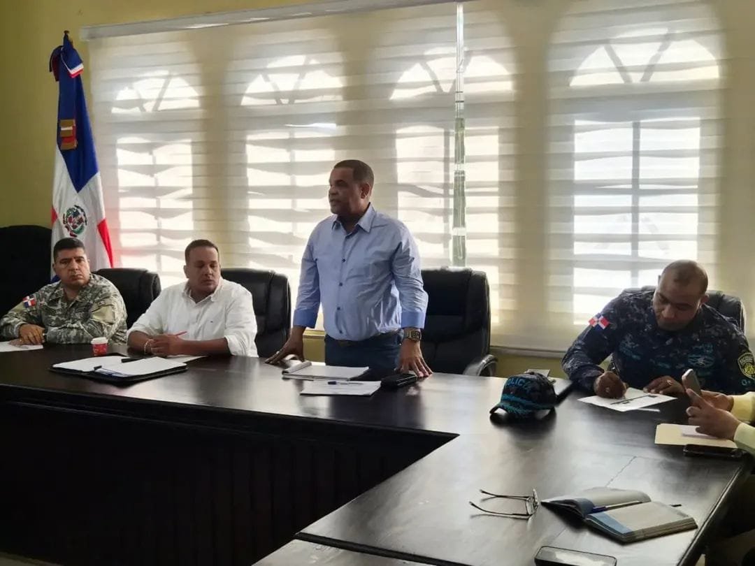 Alcaldía de Barahona impulsa diálogo por problemas de agua